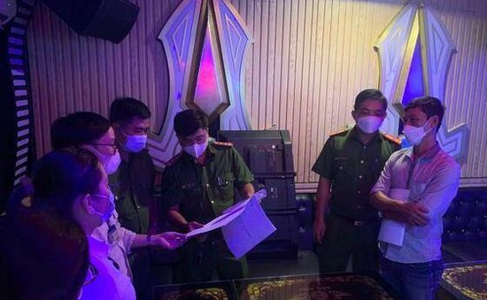 TP Hồ Chí Minh: Vi phạm quy định PCCC, 26 quán bar, karaoke bị đình chỉ