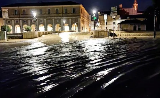 Thiệt hại nặng nề do lũ quét tại Italy