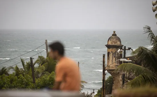 Bão Fiona đổ bộ vào Puerto Rico, đánh sập nguồn điện trên đảo