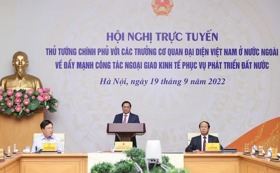 Đẩy mạnh triển khai công tác ngoại giao kinh tế phục vụ phát triển đất nước