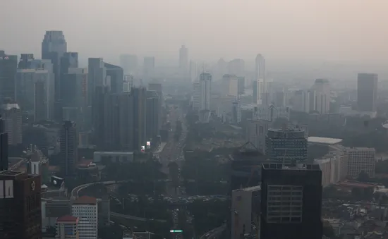 Thủ đô Jakarta của Indonesia đặt mục tiêu giảm 41% nồng độ bụi mịn
