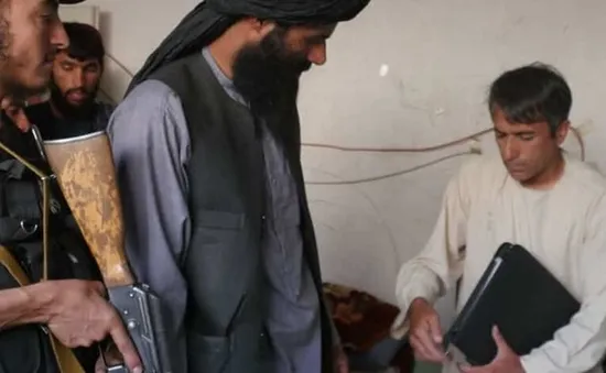 Mỹ và Taliban hoàn tất cuộc trao đổi tù nhân