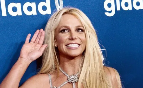 Bị các con chỉ trích, Britney Spears vẫn sẽ sử dụng mạng xã hội