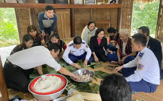 "Xuân biên giới – Tết hải đảo" ở vùng cao tỉnh Quảng Nam