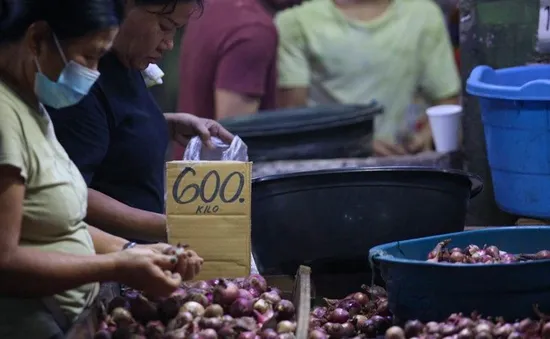 Lạm phát Phillippines cao nhất 14 năm, giá hành đắt hơn thịt bò