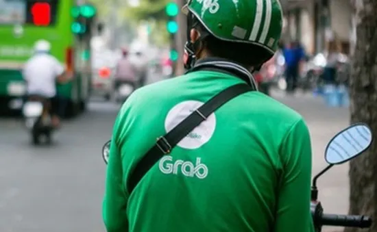 Grab thu phụ phí Tết Nguyên đán, cao nhất 15.000 đồng/chuyến