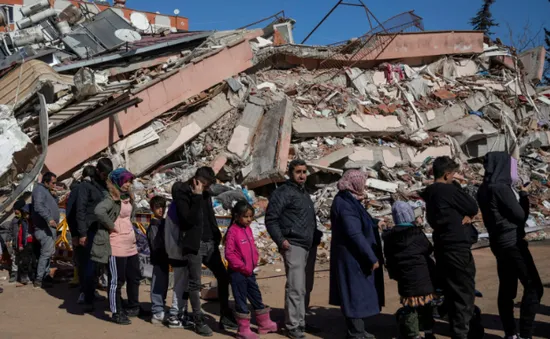 Trọng tâm viện trợ chuyển sang người vô gia cư sau động đất ở Thổ Nhĩ Kỳ và Syria