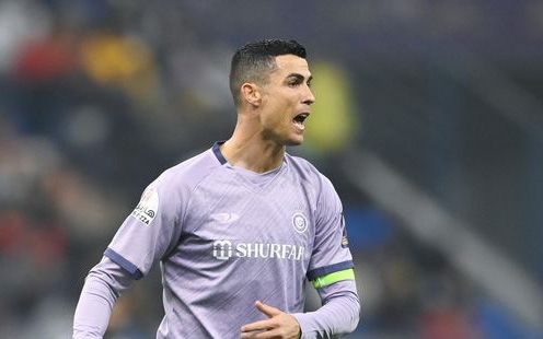 C.Ronaldo có thể đối mặt án treo giò