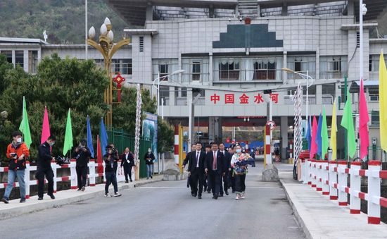 Mở lại hoàn toàn cửa khẩu Ma Lù Thàng