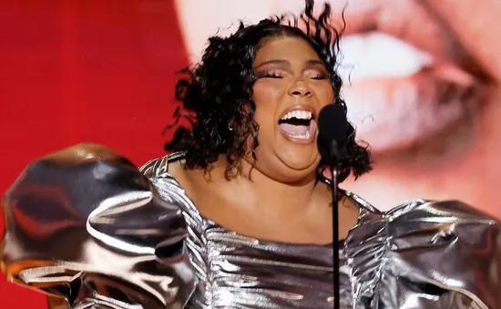 "Thu âm của năm" Grammy 2023 gọi tên “About Damn Time”, Lizzo sốc khi chiến thắng hàng loạt tên tuổi đình đám