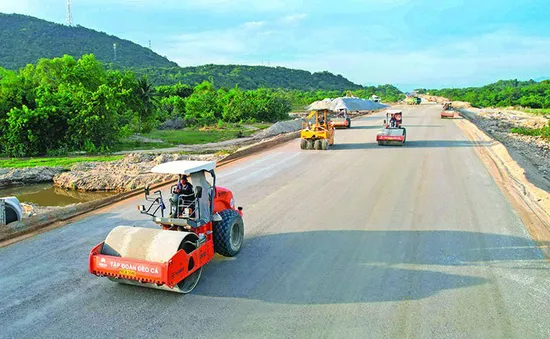 Thúc đẩy giải ngân đầu tư công ngay từ đầu năm