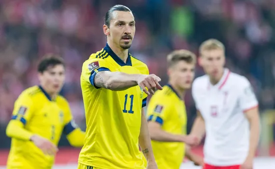 Zlatan Ibrahimovic trở lại ĐT Thụy Điển ở tuổi 41