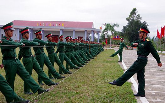 Bộ Quốc phòng trả lời kiến nghị rút ngắn thời gian tại ngũ