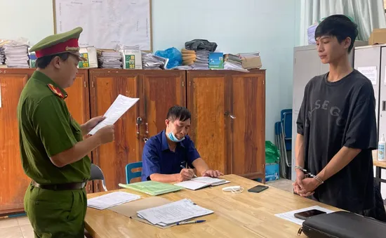 Lâm Đồng: Bắt giữ nam shipper chiếm đoạt tiền thu hộ đi đánh tài xỉu