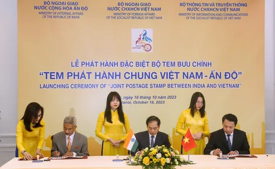 Phát hành đặc biệt bộ tem bưu chính “Tem phát hành chung Việt Nam - Ấn Độ”