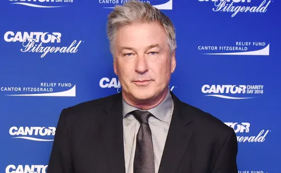 Alec Baldwin vẫn có nguy cơ đối mặt với cáo buộc hình sự trong vụ nổ súng trên phim trường