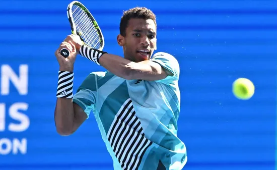 Felix Auger-Aliassime vào tứ kết Nhật Bản mở rộng