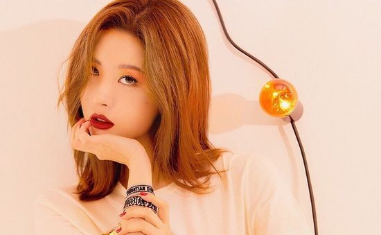 Sunmi không vướng phải scandal vì "kinh nghiệm hẹn hò hạn chế"