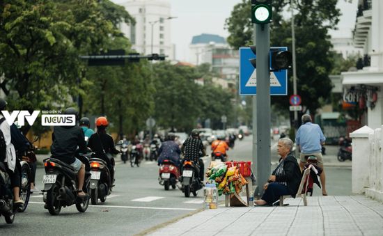 Lặng lẽ kiếp mưu sinh trong lòng thành phố Huế