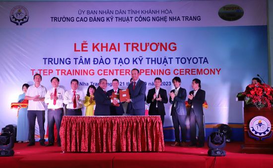 Toyota và hành trình 20 năm đồng hành cùng sinh viên chuyên ngành kỹ thuật ô tô