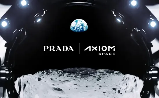 Prada hỗ trợ thiết kế trang phục du hành vũ trụ cho NASA 2025