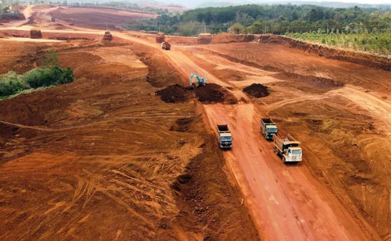 Đắk Nông công bố 12 mỏ bô-xít là khu vực dự trữ khoáng sản Quốc gia