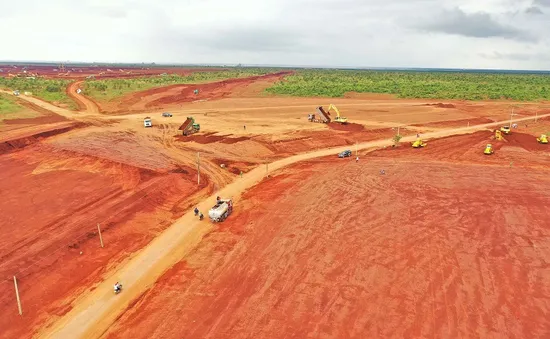 Sân bay Long Thành bứt tốc thi công, bảo đảm về đích đúng hạn