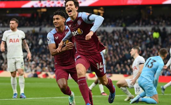 Tottenham thua ngược cay đắng trước Aston Villa trên sân nhà