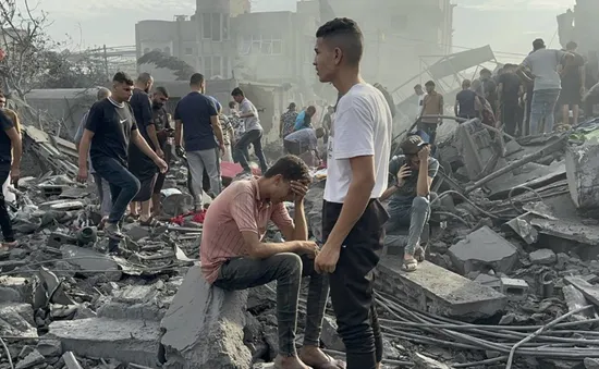 Israel sẵn sàng nới lỏng cấm vận nhiên liệu vào Gaza, WHO kêu gọi lập quỹ hỗ trợ y tế cho Gaza và Lebanon