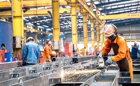 UOB dự báo GDP quý IV/2023 của Việt Nam tăng 7%