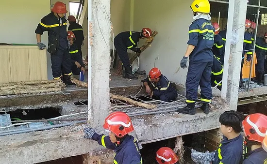TP Hồ Chí Minh: Sập nhà đang xây, một công nhân tử vong