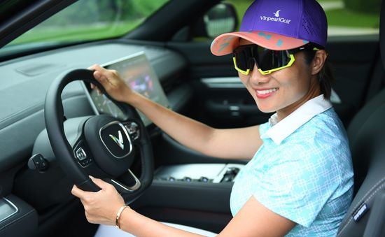 Nguyễn Gia Bảo, nữ tay đua yêu tốc độ, mê golf và thích khẳng định vị thế dẫn đầu