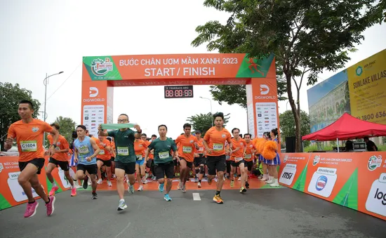 Bước chân ươm mầm xanh - Giải chạy Marathon chắp cánh ngàn tài năng Việt