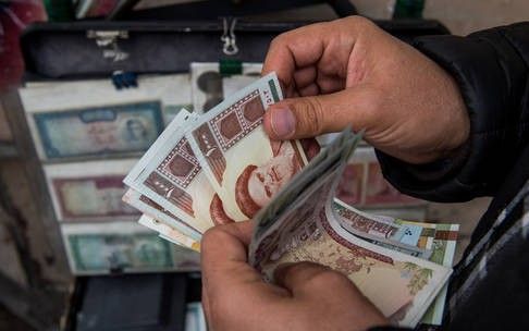 Iran và Nga chính thức từ bỏ đồng USD