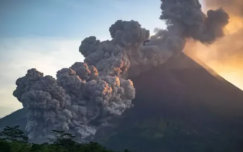 22 người thiệt mạng do núi lửa Merapi phun trào