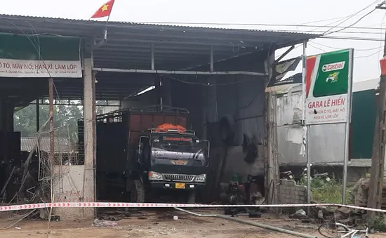 Nổ lớn ở gara ô tô, 1 người chết, 5 người lớn và trẻ nhỏ bị thương