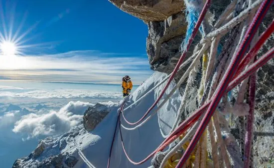 Cấp phép cho số lượng kỷ lục các nhà leo núi Everest