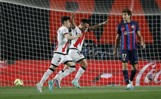 Barcelona bất ngờ nhận thất bại trên sân của Rayo Vallecano