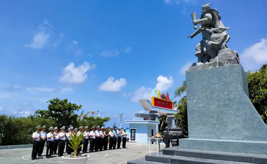 Lữ đoàn 146: Nhiều hoạt động ý nghĩa chào mừng 48 năm ngày Giải phóng miền Nam, thống nhất đất nước