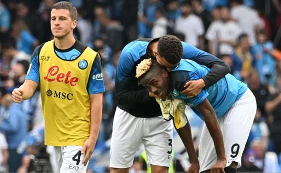 Napoli chưa thể lên ngôi vô địch sớm Serie A mùa này
