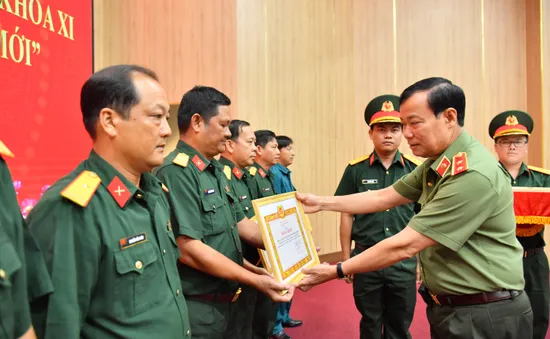 Kiên Giang tổng kết 10 năm thực hiện Nghị quyết Trung ương 8 Khóa XI