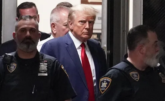 Cựu Tổng thống Trump phủ nhận 34 cáo buộc hình sự trong phiên xét xử ở New York