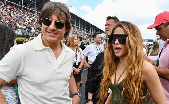 Shakira không hứng thú với Tom Cruise