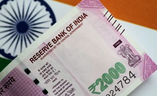 Ấn Độ ngừng lưu hành tờ tiền có mệnh giá cao nhất 2.000 Rupee