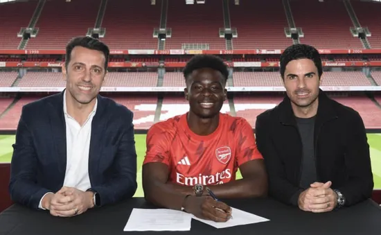 Bukayo Saka gắn bó với Arsenal đến năm 2027