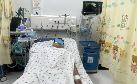 Nam sinh bị sốc nhiệt sau khi tập chạy