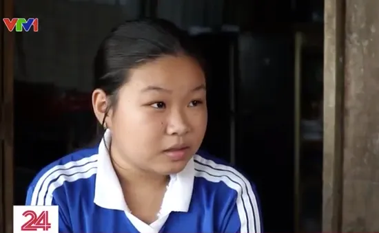 Cô bé bị ám ảnh bởi ngày mẹ ra đi