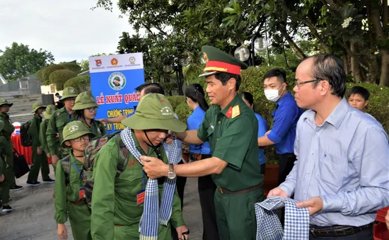 Trang bị và phát triển kỹ năng xã hội cho thanh thiếu nhi trong dịp hè