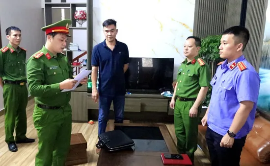 Khởi tố 13 đối tượng mua bán hóa đơn trái phép giá trị hơn 500 tỷ đồng