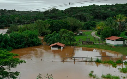 Số người tử vong do bão lớn ở miền Nam Brazil tăng lên ít nhất 12 người